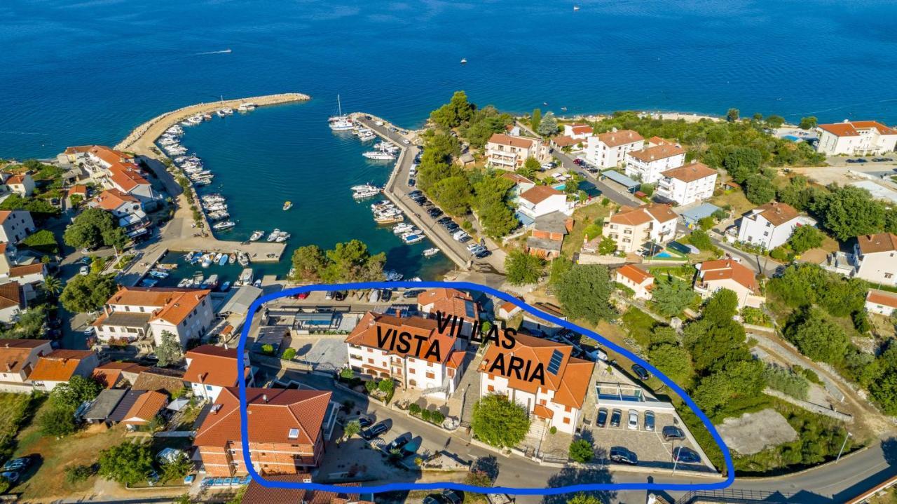 Villa Aria Malinska Exterior photo